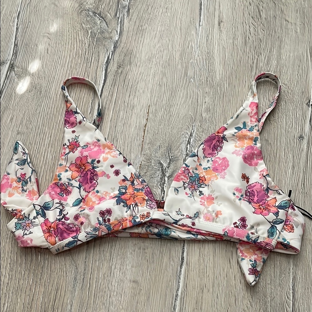 Tularosa Swim Bikini Top - Picture 1 of 7